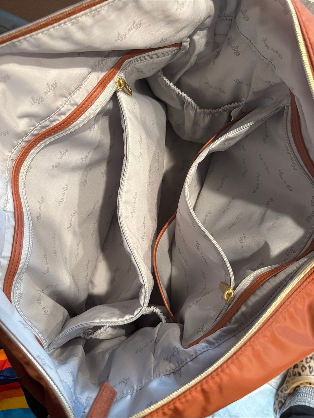 Itzy Ritzy Colorblock Baby Bag in Rust, Cream & Black - Picture 3 of 4